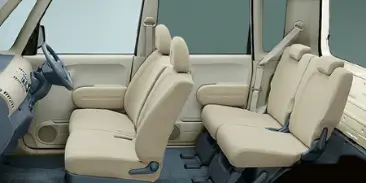 タント他の車内