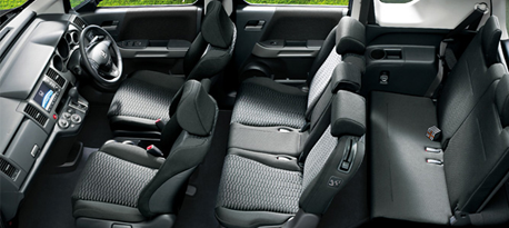 Honda クロスロードの車内